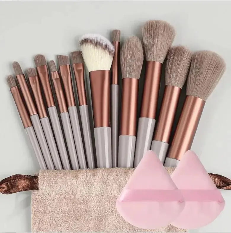 Makeup Brush Set – Soft, Fluffy, Professional Cosmetic Brushes for Foundation, Powder, Eyeshadow, and Blending