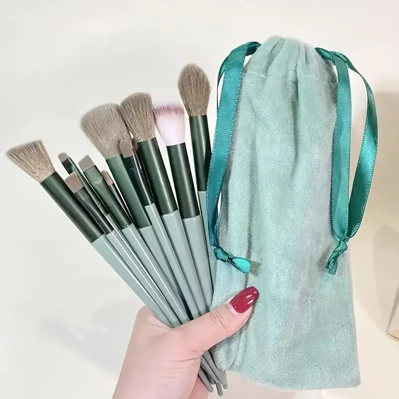 Makeup Brush Set – Soft, Fluffy, Professional Cosmetic Brushes for Foundation, Powder, Eyeshadow, and Blending