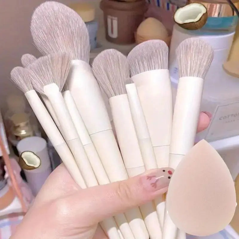 Makeup Brush Set – Soft, Fluffy, Professional Cosmetic Brushes for Foundation, Powder, Eyeshadow, and Blending