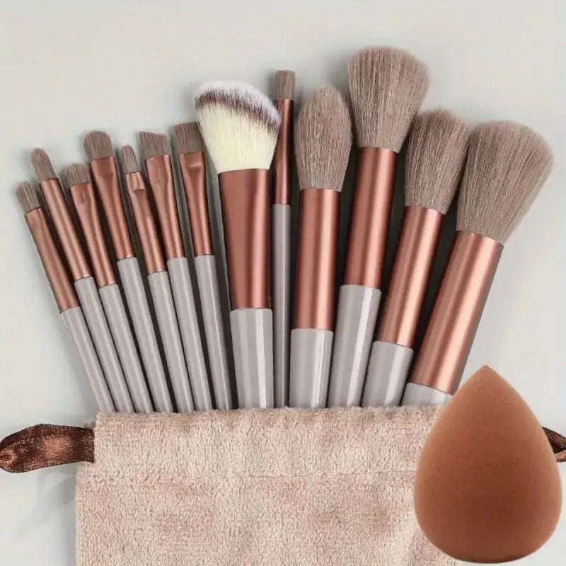 Makeup Brush Set – Soft, Fluffy, Professional Cosmetic Brushes for Foundation, Powder, Eyeshadow, and Blending